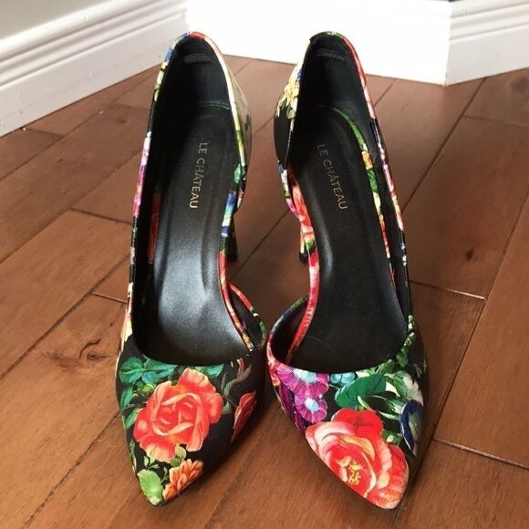 Le château floral heels 🌺 Host pick! 🌸 - Picture 3 of 6